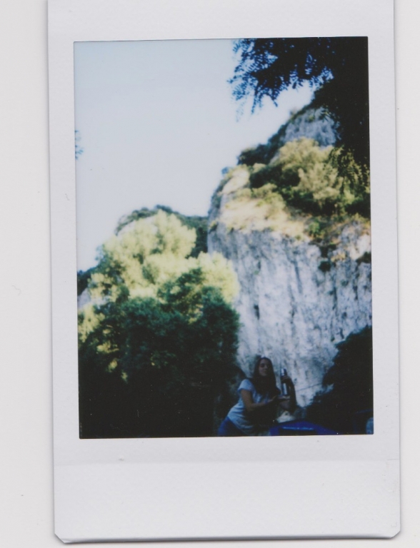 Village Camps International Summer Camp Ard&egrave;che, France 2019-07-26 https://www.villagecamps.com/journals_admin/images/1483-1437-Polaroid Pictures- Anastasia copy 2.jpg